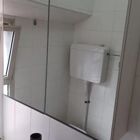 Romiti Apartmán *